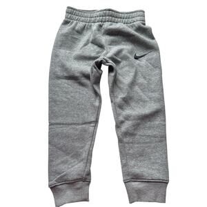 NIKE Boys Little Fleece Jogger Pants Grey Black 86F088-042 Size 4 XS NWT